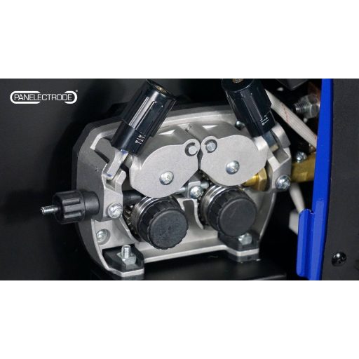 Panelectrode ZEUS 200 LCD-SYN (4x4) inverteres hegesztőgép