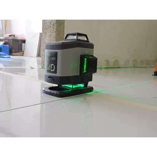 GREEN LINER lézeres-szintező önbeálló - 4D önbeálló keresztlézer (+koffer+konzol+távirányító)