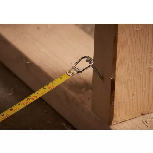 STANLEY mérőszalag 20,0fm/9,5mm ACÉL - Zárt földmérő, SÁRGA-FEKETE (0-34-105)