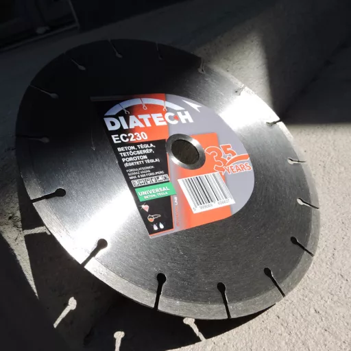 DIATECH gyémánt vágótárcsa EC230x22,2x  7,0mm (Beton, Tégla, Tetőcserép, Poroton vágásához)