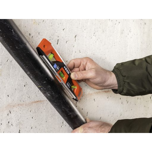 SOLA vízmérték   230mm Alu-Műanyag 3-libellás T-PRO TORPEDO (mágneses)