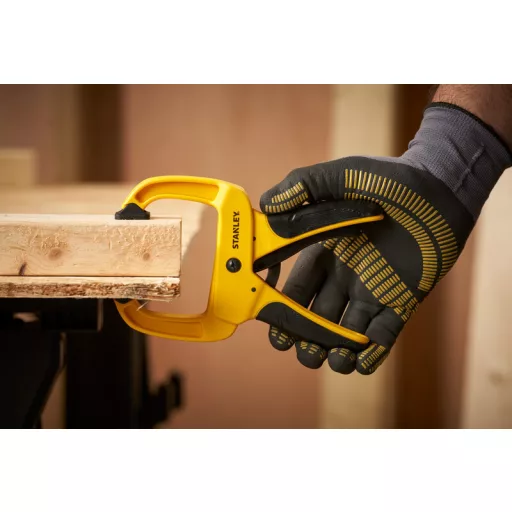 STANLEY kézi szorító RUGÓS 200/  50mm MŰANYAG (STHT0-83199)