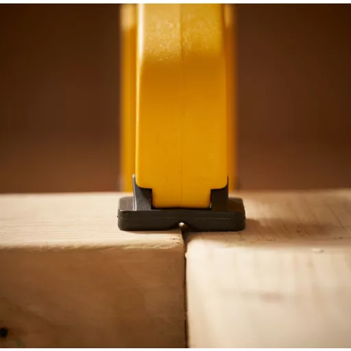 STANLEY kézi szorító RUGÓS 200/  50mm MŰANYAG (STHT0-83199)