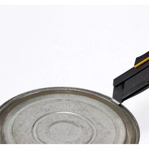 TAJIMA pvc vágókés Szakipari 18-mm - CSAVAROS ZÁRRAL DC-561YB Több funkciós (JAPÁN)