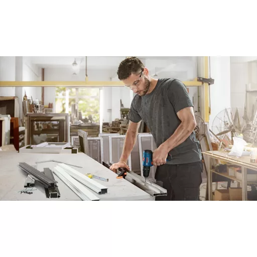 BOSCH akkumulátoros Ütvefúró-Csavarozó GSB-120-LI - koffer (2x2,0Ah/12V)