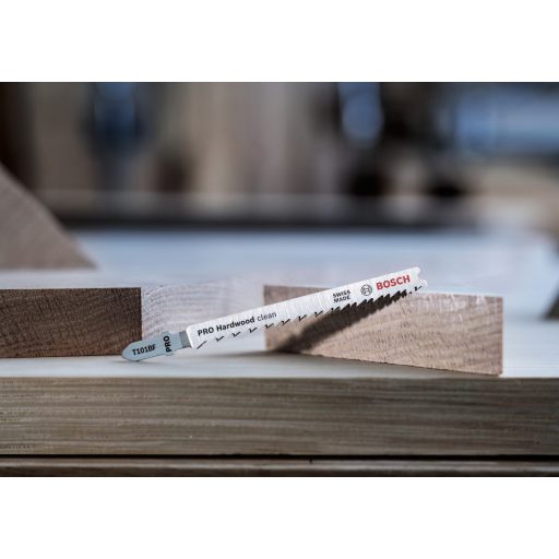 BOSCH szúrófűrészlap T101BF - Szénacél, köszörült hátszög és fogazás, Puhafa 3-30 mm, ( L100mm/TS2,7)