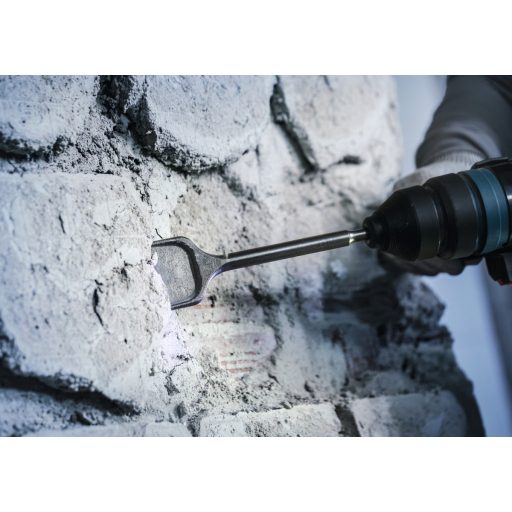 BOSCH SDS plus lapátvéső 250x40mm ÖNÉLEZŐ,  30%-kal jobb anyageltávolítási képesség (beton, tégla)