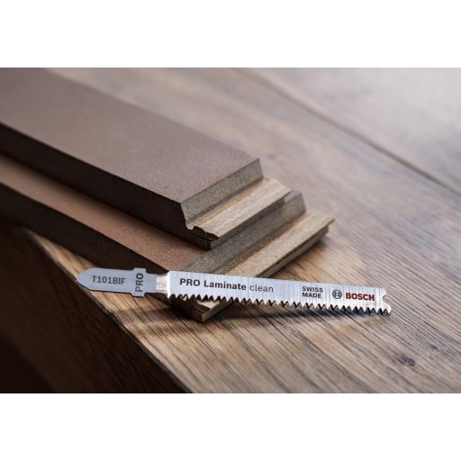 BOSCH szúrófűrészlap T101BIF - BIMETÁL, köszörült hátszőg és fogazás, Puhafa 1,2-15 mm, ( L83mm/TS1,7)