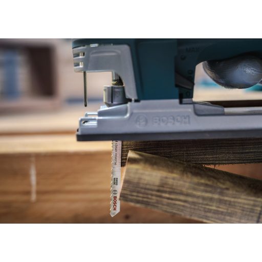 BOSCH szúrófűrészlap T101BRF - Szénacél, köszörült hátszőg és fogazás, Keményfa 3-30 mm, ( L100mm/TS2,5)