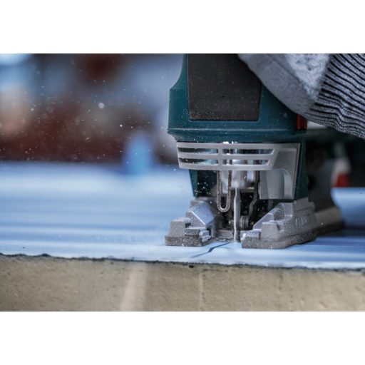 BOSCH szúrófűrészlap T718BF - BIMETÁL, tágított-mart fogazás, Szendvicspanel ( L180mm/TS2,0)