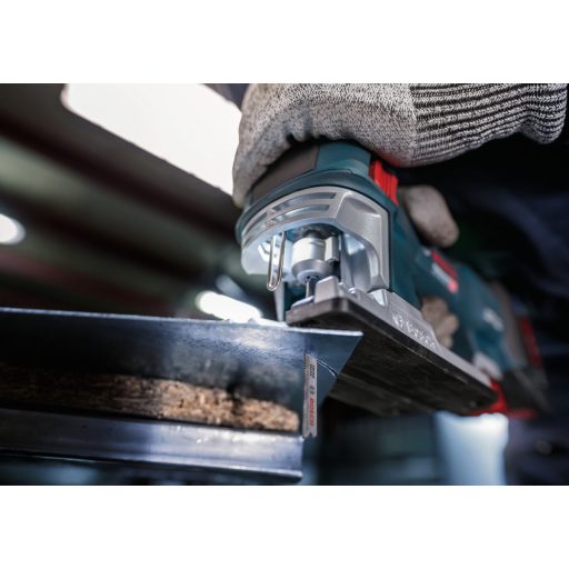 BOSCH szúrófűrészlap T121GFC - PRO-BIM, AlTiN bevonat, vékony fémekhez 0,5-1,5 mm (L92mm/TS0,8)