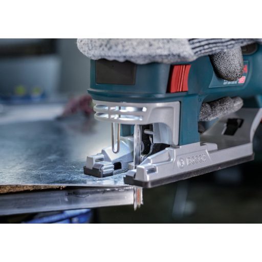 BOSCH szúrófűrészlap T121GFC - PRO-BIM, AlTiN bevonat, vékony fémekhez 0,5-1,5 mm (L92mm/TS0,8)