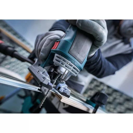 BOSCH szúrófűrészlap T102H - Szénacél, köszörült hátszög és fogazás, Műanyag 3-30 mm, ( L100mm/TS2,3)