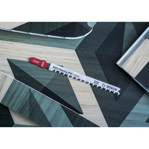 BOSCH szúrófűrészlap T102H - Szénacél, köszörült hátszög és fogazás, Műanyag 3-30 mm, ( L100mm/TS2,3)