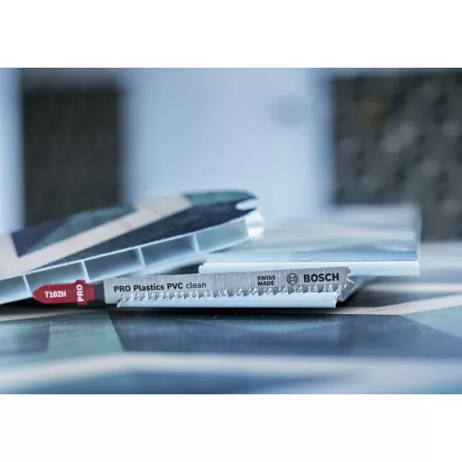 BOSCH szúrófűrészlap T102H - Szénacél, köszörült hátszög és fogazás, Műanyag 3-30 mm, ( L100mm/TS2,3)
